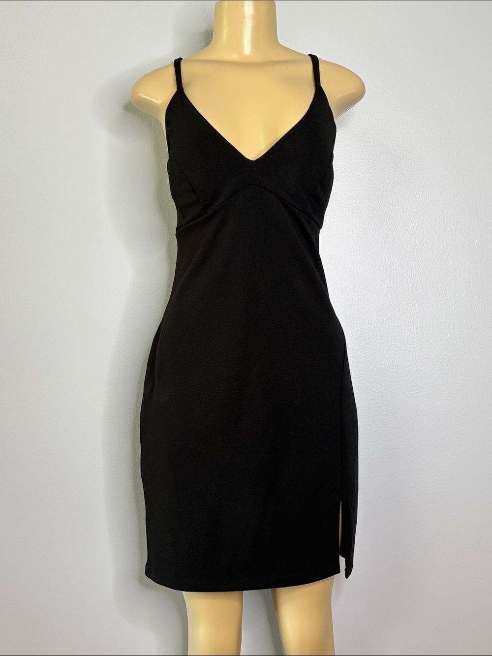Sequin Hearts Classic Black Spaghetti Strap Dress Size 13
